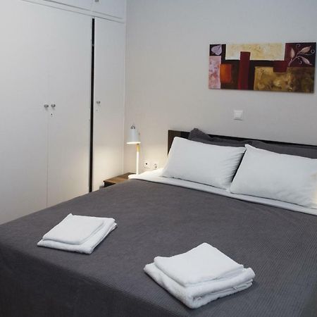 Modern Apartment, Excellent And Vibrant Location!! Афины Экстерьер фото