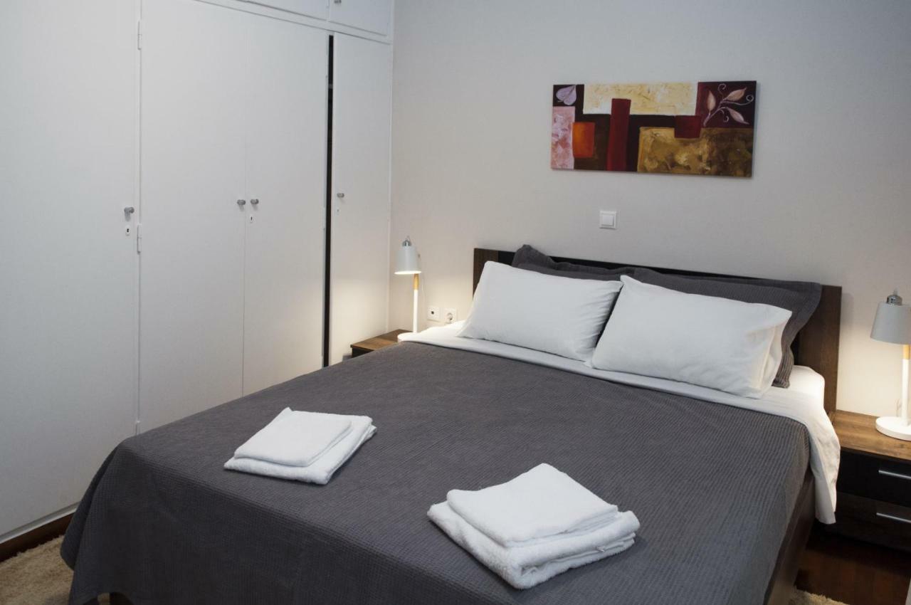 Modern Apartment, Excellent And Vibrant Location!! Афины Экстерьер фото